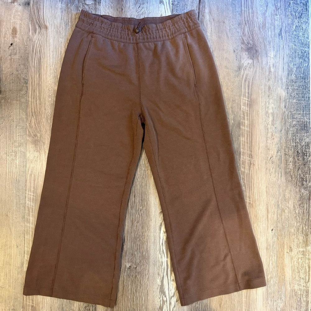 Lululemon Brown Ribbed Softstreme Wide Leg Crop Pants Sz 10